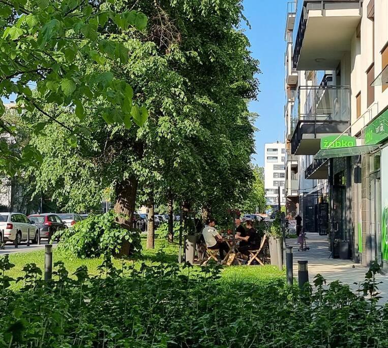 Apartament King-size Bed With Garden Warszawa